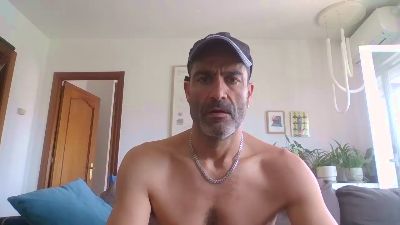 hotreds — cam4でウェブカムモデルオンライン