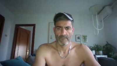 hotreds — cam4でウェブカムモデルオンライン