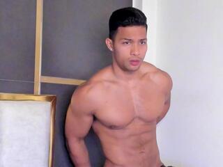 Luke Wayne — flirt4free