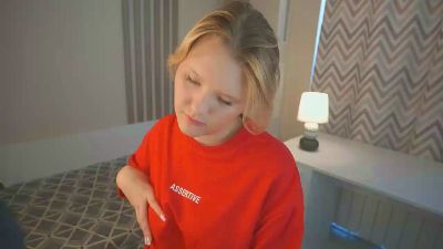 NelidaTotosz — Cam4 stream photo (Sep 2026)