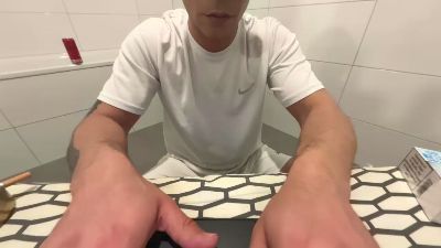 xxtaylorlaurenz — Cam4 stream photo (Apr 2026)