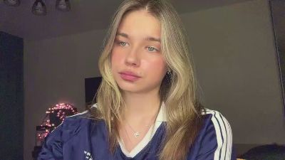 LindseyWatah — Cam4 stream photo (Jun 2026)