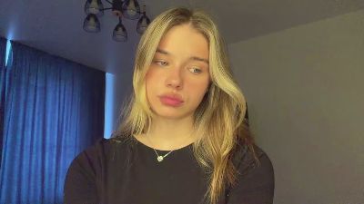 LindseyWatah — Cam4 stream photo (Jun 2026)