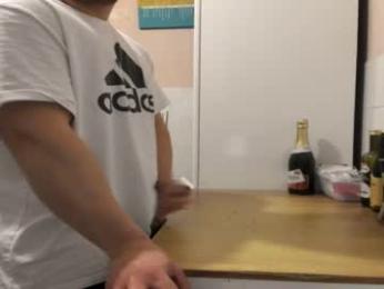 doriancretu95 — chaturbateでウェブカムモデルオンライン