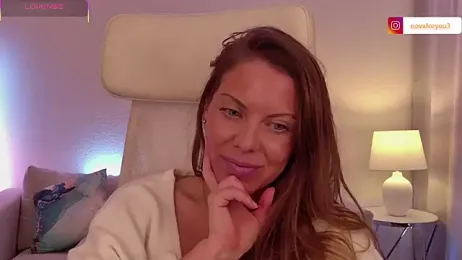 Nova-Lee — Stripchat stream photo (Feb 2026)