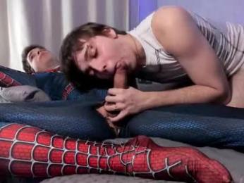 elliot_winki — chaturbateでウェブカムモデルオンライン