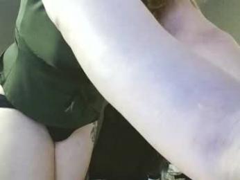 lilybvixen — Chaturbate stream photo (Jun 2026)