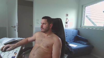 capuch67 — Cam4 stream photo (Apr 2026)