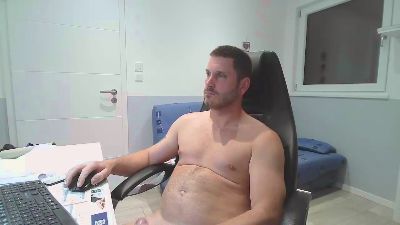 capuch67 — Cam4 stream photo (Jun 2026)