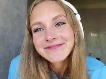neelyschwartzenbur — chaturbateでウェブカムモデルオンライン