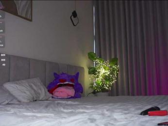 PLUXURY- — bongacams