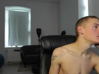 chris_holt — Chaturbate stream photo (Sep 2026)