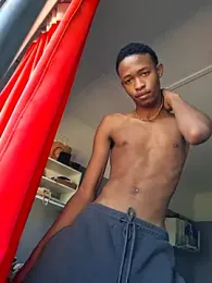 youngAndReckles — Stripchat stream photo (Aug 2026)