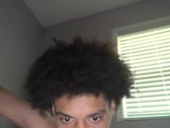 lightskinwithgirth — Chaturbate stream photo (Apr 2026)