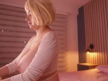 bella_adams_ — Chaturbate stream photo (May 2026)