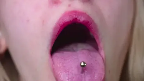 EdlaHewell — Stripchat stream photo (Apr 2026)