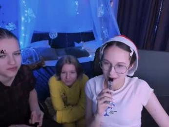 gloria_bubble — Chaturbate stream photo (Dec 2025)