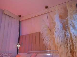 cataliinaevains — camsodaでウェブカムモデルオンライン