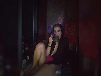 UntouchableSquirtWitch — bongacams