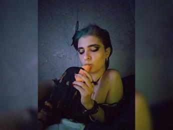 UntouchableSquirtWitch — bongacamsでウェブカムモデルオンライン