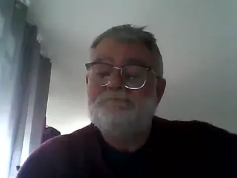 oura — Stripchat stream photo (Apr 2026)