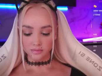 blond_diamond — Chaturbate stream photo (Jul 2026)