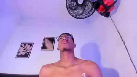 criss_zuri — Stripchat stream photo (Aug 2026)
