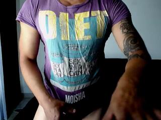 Rainer G — flirt4freeでウェブカムモデルオンライン