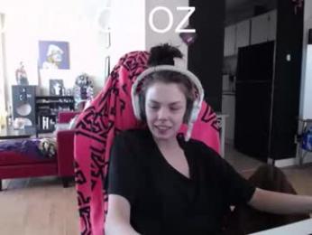 tinykylie — Chaturbate stream photo (Mar 2023)