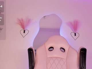 mia-royal — Camsoda stream photo (Mar 2026)