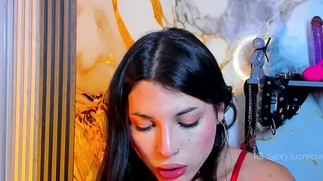 mlucreciasucker303av — Stripchat stream photo (Sep 2026)