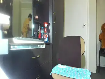 Angelchezcka — Stripchat stream photo (Apr 2026)