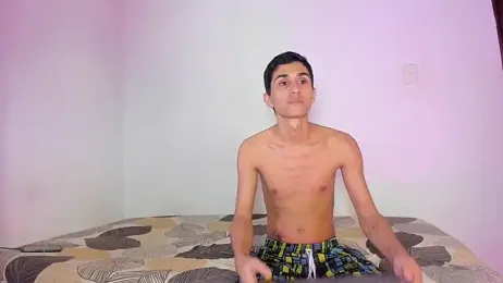 CoupleTwink12 — stripchatでウェブカムモデルオンライン