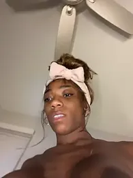 MelaniMelanin — Stripchat stream photo (Aug 2026)