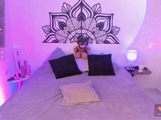 Louane Bour — Flirt4free stream photo (Jun 2026)