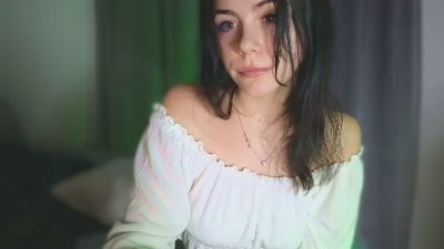 kissedbythemoon — Cam4 stream photo (Apr 2026)