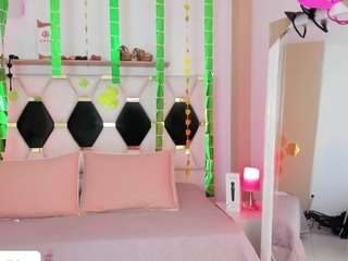 marilyn-smitth — Camsoda stream photo (Mar 2026)