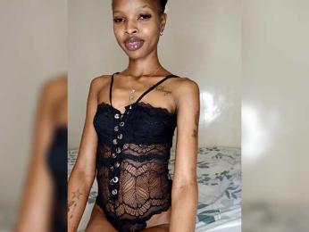 Roundbootie — Bongacams stream photo (Apr 2026)