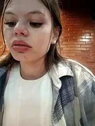 Violeta_12- — Stripchat stream photo (Mar 2025)