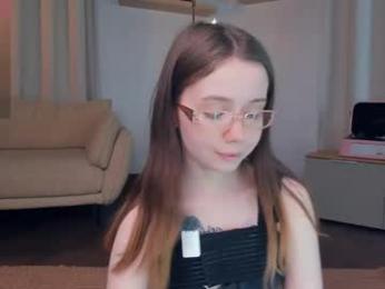 glowhub_ — chaturbateでウェブカムモデルオンライン