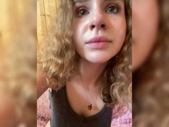 Sweetie_Kitty — bongacams