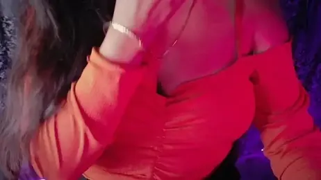 SilkenSundari — Stripchat stream photo (May 2026)