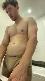 Loves_buny — Cam4 stream photo (Aug 2026)