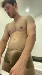 Loves_buny — Cam4 stream photo (Aug 2026)