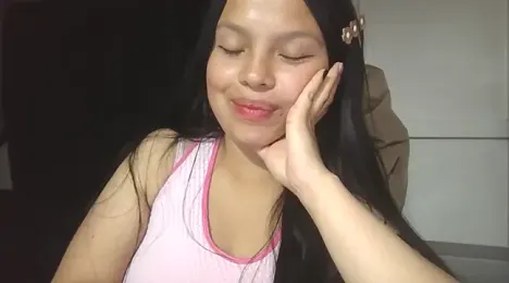 Suci__ — Stripchat stream photo (Feb 2025)