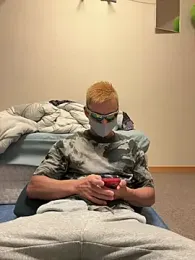 ki--kun — Stripchat stream photo (May 2026)