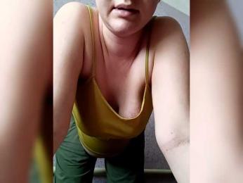 AugustinaCrys — Bongacams stream photo (Apr 2026)