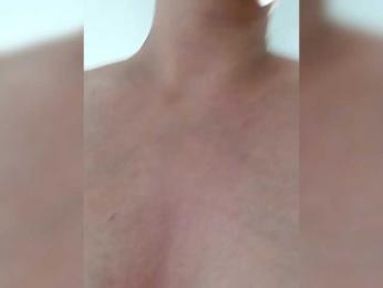 AugustinaCrys — Bongacams stream photo (Apr 2026)