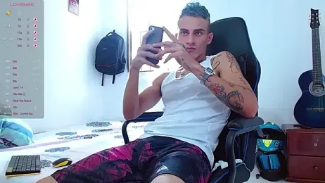bray_hotboy777 — Stripchat stream photo (May 2024)