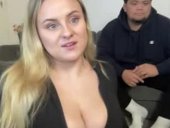 tigoldbitties11 — chaturbateでウェブカムモデルオンライン